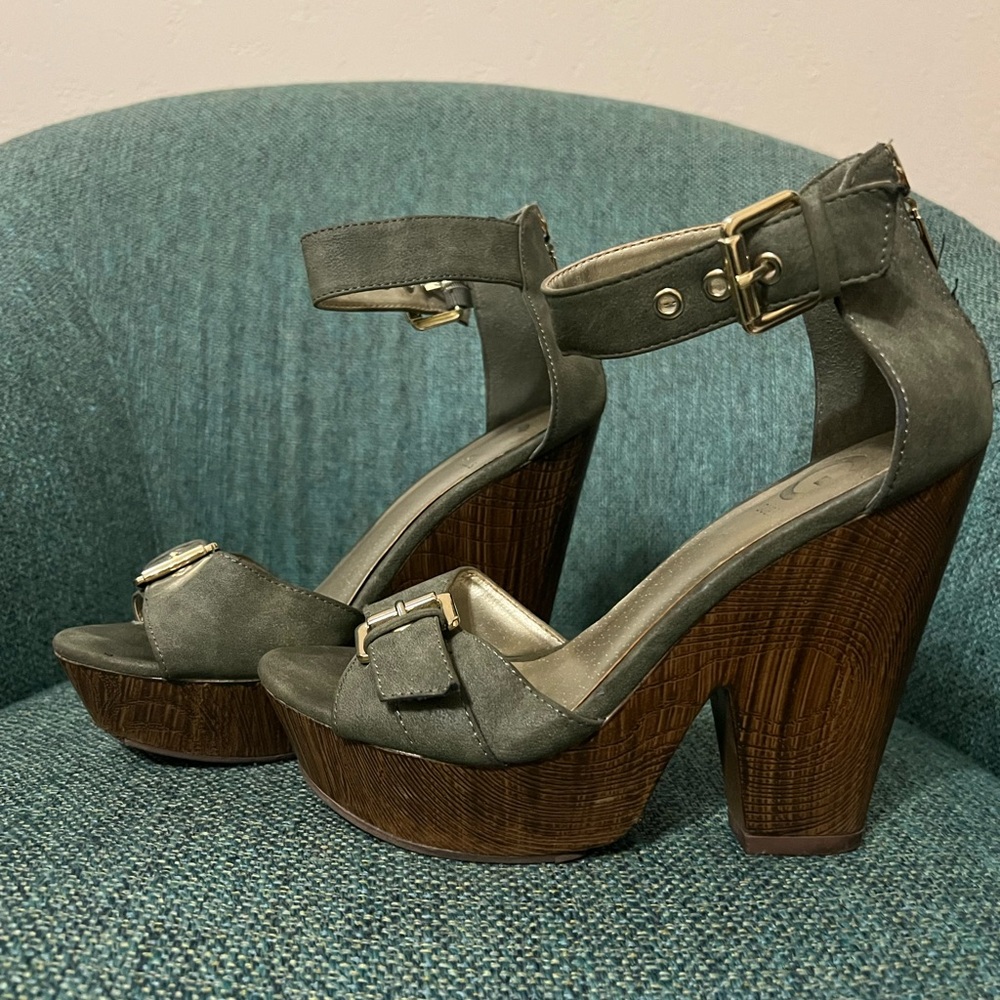 Women's Olive Green Platform Wedge Sandals